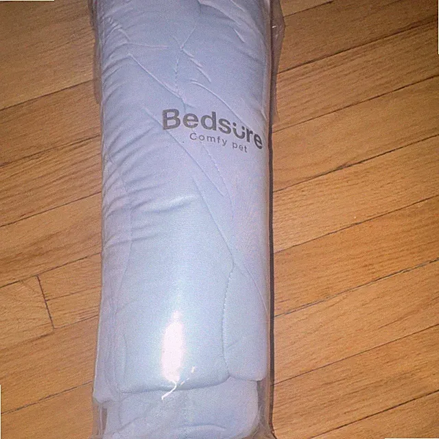 Bedsure Comfy Mattress Pad White Pet Rolled Bedding