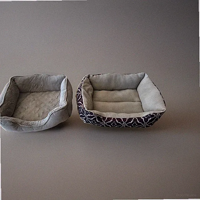 Dogs Bedding. Set of 2. Small Size Dogs Or Cats. Excellent Condition