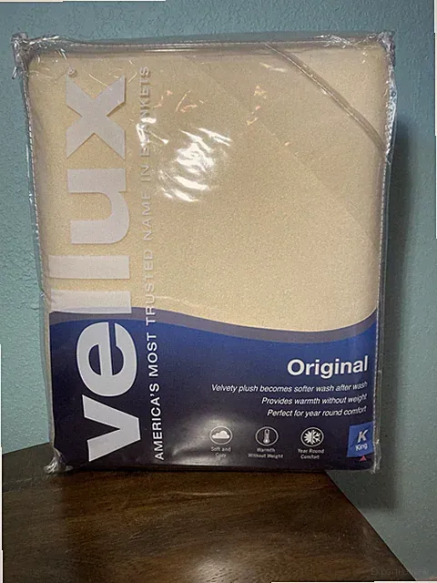 Vellux Original Cream Ivory King Blanket Soft Year Round Pet Friendly New
