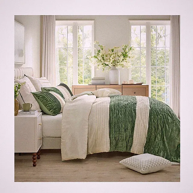 Wonderful Faux Silk King Size Green Velvet Comforter 3 Piece Splici... Fast Ship